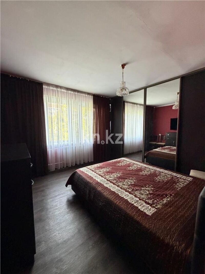 Продажа 4-комнатной квартиры, 82 м² - Недвижимость в Караганде - страница 2 фото 3 из 11
