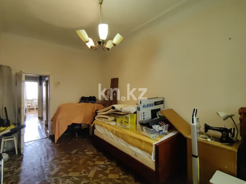 Продажа 3-комнатной квартиры, 82 м² - Продажа трехкомнатных квартир в кирпичном доме в Караганде - страница 19 фото 18 из 36