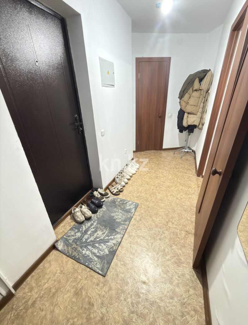 Продажа 1-комнатной квартиры, 41 м² - Продажа однокомнатных квартир на Юго-Востоке Караганды - страница 8 фото 14 из 19