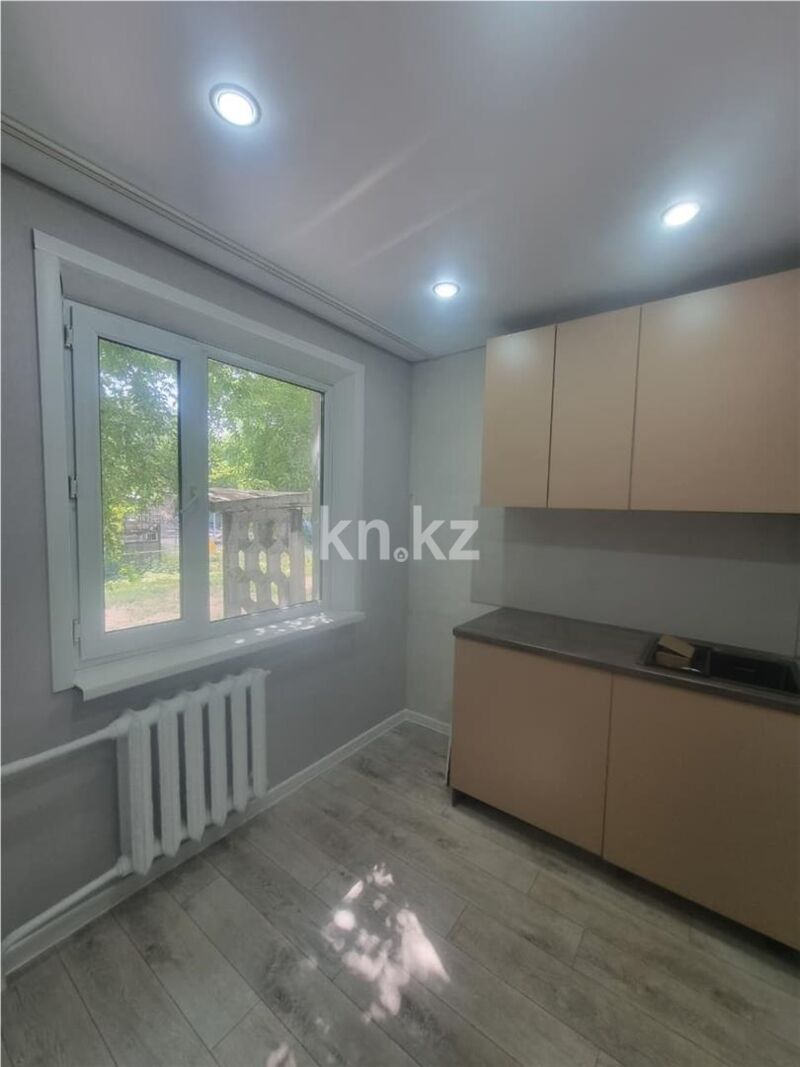 Продажа 2-комнатной квартиры, 43 м² - Продажа двухкомнатных квартир в Майкудуке Караганды - страница 10 фото 8 из 13