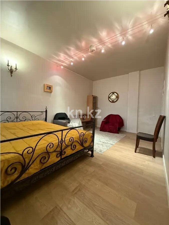 Продажа 4-комнатной квартиры, 179.3 м² - Продажа четырехкомнатных квартир от собственников в Алматы фото 3 из 6