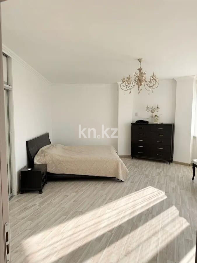 Продажа 4-комнатной квартиры, 168 м² - Продажа четырехкомнатных квартир в монолитно-каркасном доме в Караганде фото 2 из 6