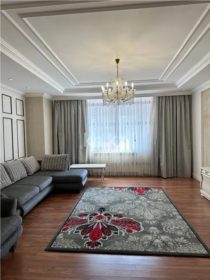 Продажа 4-комнатной квартиры, 167 м² - Продажа четырехкомнатных квартир в блочном доме в Казахстане - страница 10 фото 1 из 8