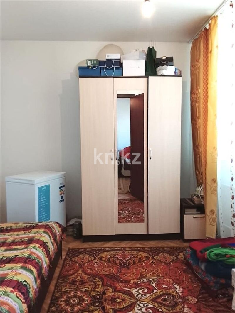 Продажа 4-комнатной квартиры, 60 м² - Продажа четырехкомнатных квартир в панельном доме в Казахстане - страница 3 фото 1 из 4
