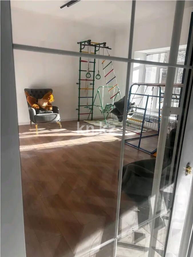 Продажа 4-комнатной квартиры, 103 м² - Продажа четырехкомнатных квартир в кирпичном доме в Караганде - страница 8 фото 5 из 7