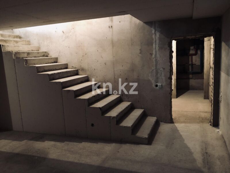Продажа 5-комнатного дома, 400 м² - Продажа домов, коттеджей от собственников в Караганде - страница 2 фото 13 из 20