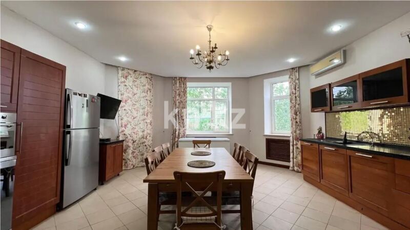 Продажа 6-комнатной квартиры, 280 м² - Продажа пятикомнатных и более квартир в кирпичном доме в Казахстане фото 3 из 4