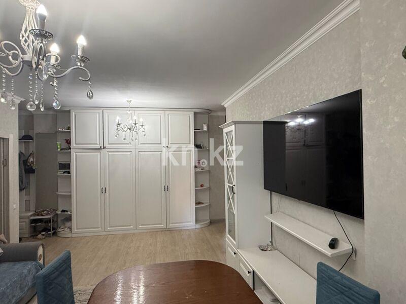 Продажа 3-комнатной квартиры, 80 м² - Продажа квартир в блочном доме в Караганде фото 5 из 8