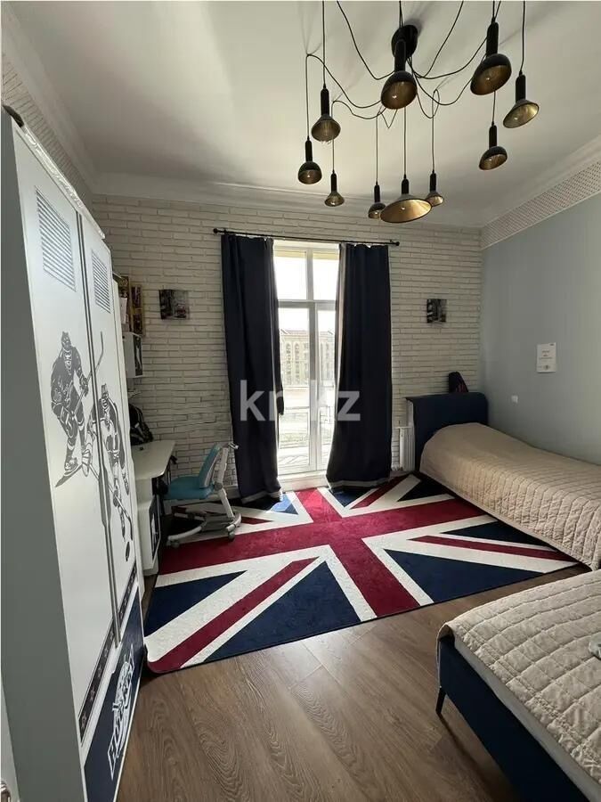 Продажа 4-комнатной квартиры, 165 м² - Продажа четырехкомнатных квартир в блочном доме в Казахстане - страница 5 фото 2 из 4