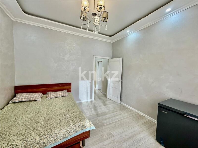Продажа 3-комнатной квартиры, 85 м² - Продажа квартир на Юго-Востоке Караганды - страница 3 фото 19 из 27