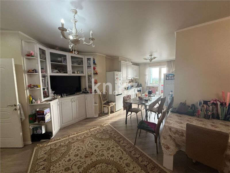 Продажа 3-комнатной квартиры, 72 м² - Продажа квартир в монолитно-каркасном доме в Караганде - страница 7 фото 1 из 16