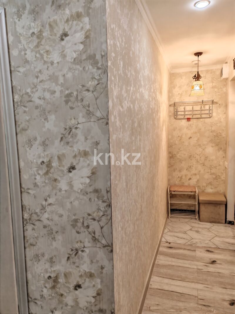Продажа 1-комнатной квартиры, 32 м² - Продажа однокомнатных квартир в панельном доме в Караганде - страница 3 фото 6 из 15