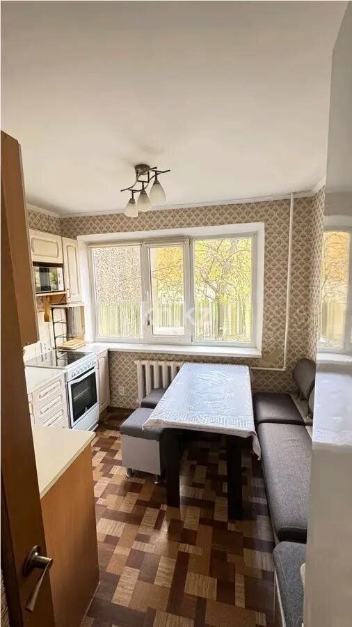 Продажа 3-комнатной квартиры, 68 м² - Продажа трехкомнатных квартир от собственников в Караганде - страница 2 фото 4 из 7