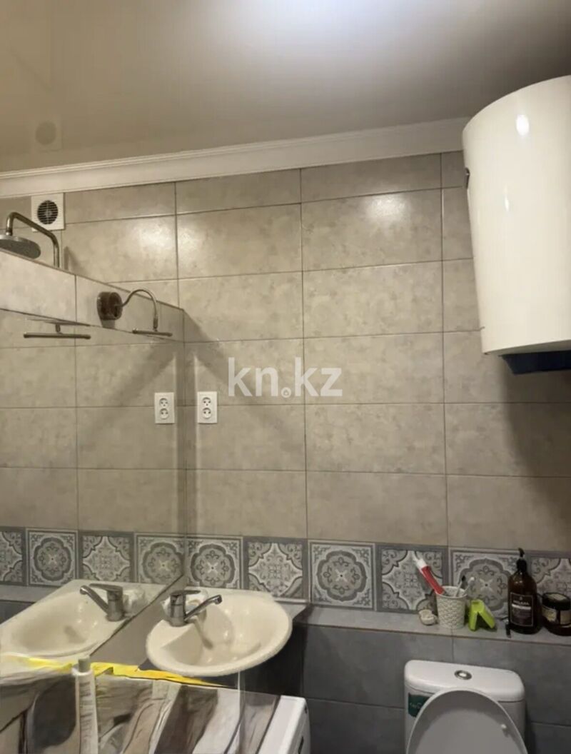 Продажа 3-комнатной квартиры, 80 м² - Продажа трехкомнатных квартир на Юго-Востоке Караганды фото 8 из 9