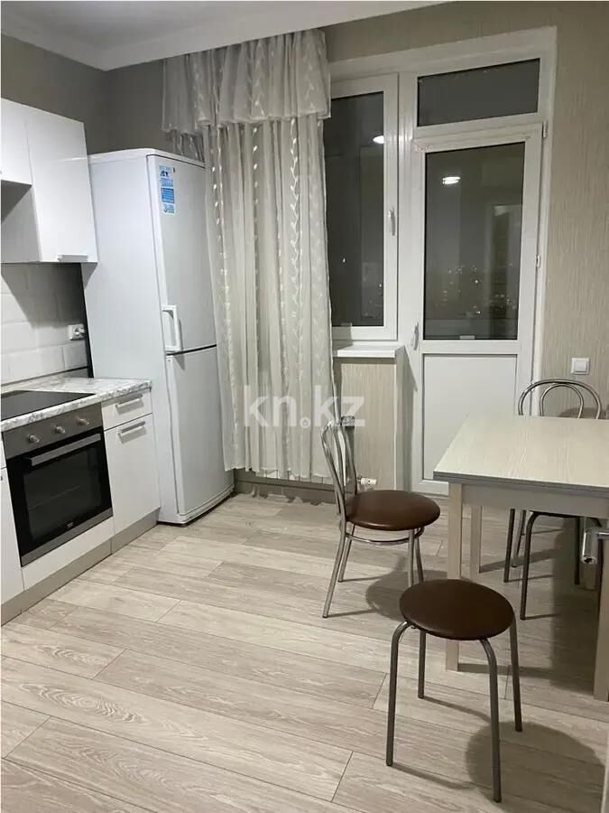 Продажа 1-комнатной квартиры, 40 м² - Продажа однокомнатных квартир в р-не Есиль Астаны - страница 10 фото 2 из 3