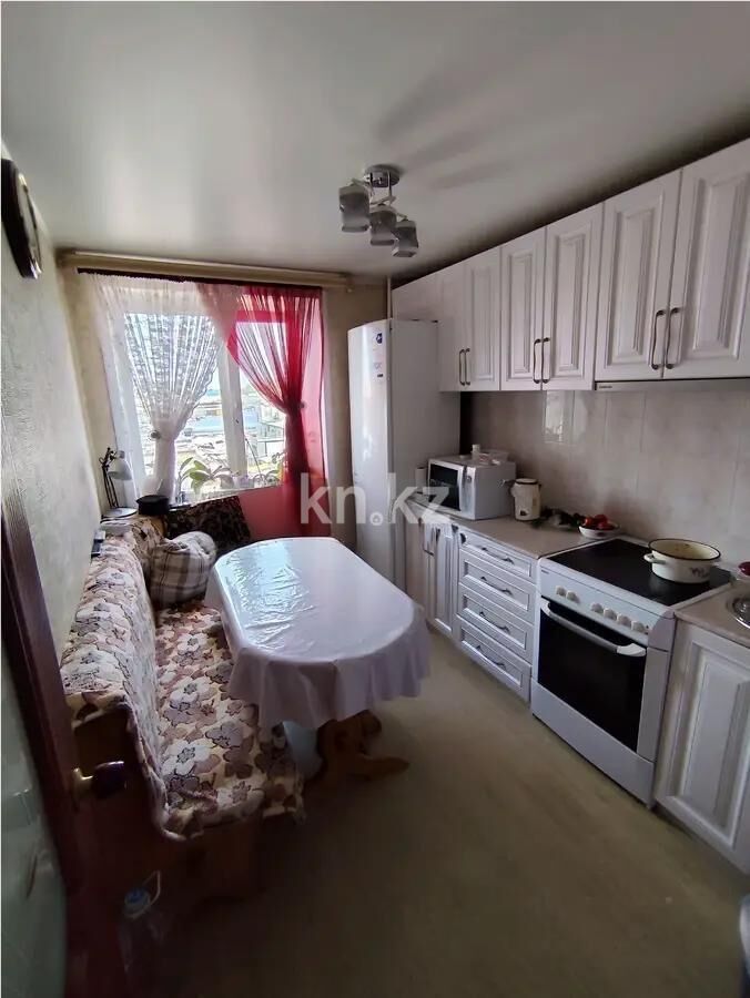 Продажа 3-комнатной квартиры, 72 м² - Продажа квартир в районе Нового рынка Караганды - страница 2 фото 4 из 7