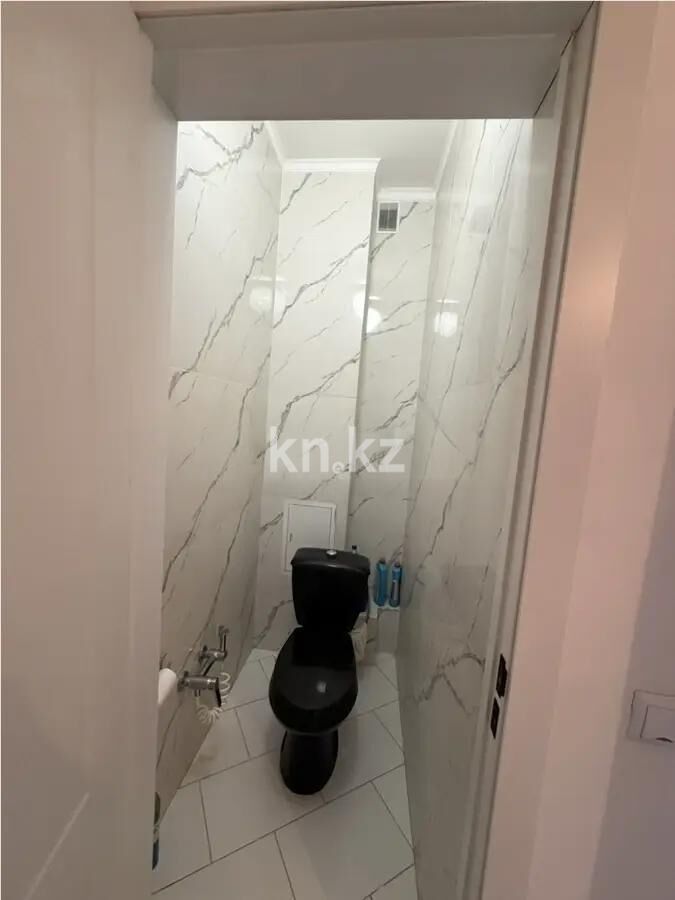 Продажа 5-комнатной квартиры, 136 м² - Продажа пятикомнатных и более квартир в кирпичном доме в Астане фото 8 из 9