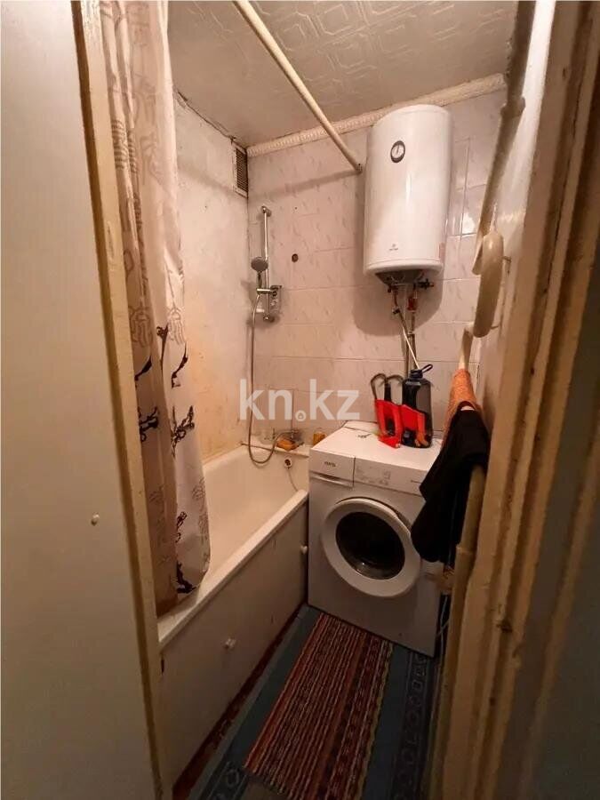 Продажа 3-комнатной квартиры, 47 м² - Продажа трехкомнатных квартир на Юго-Востоке Караганды фото 5 из 7
