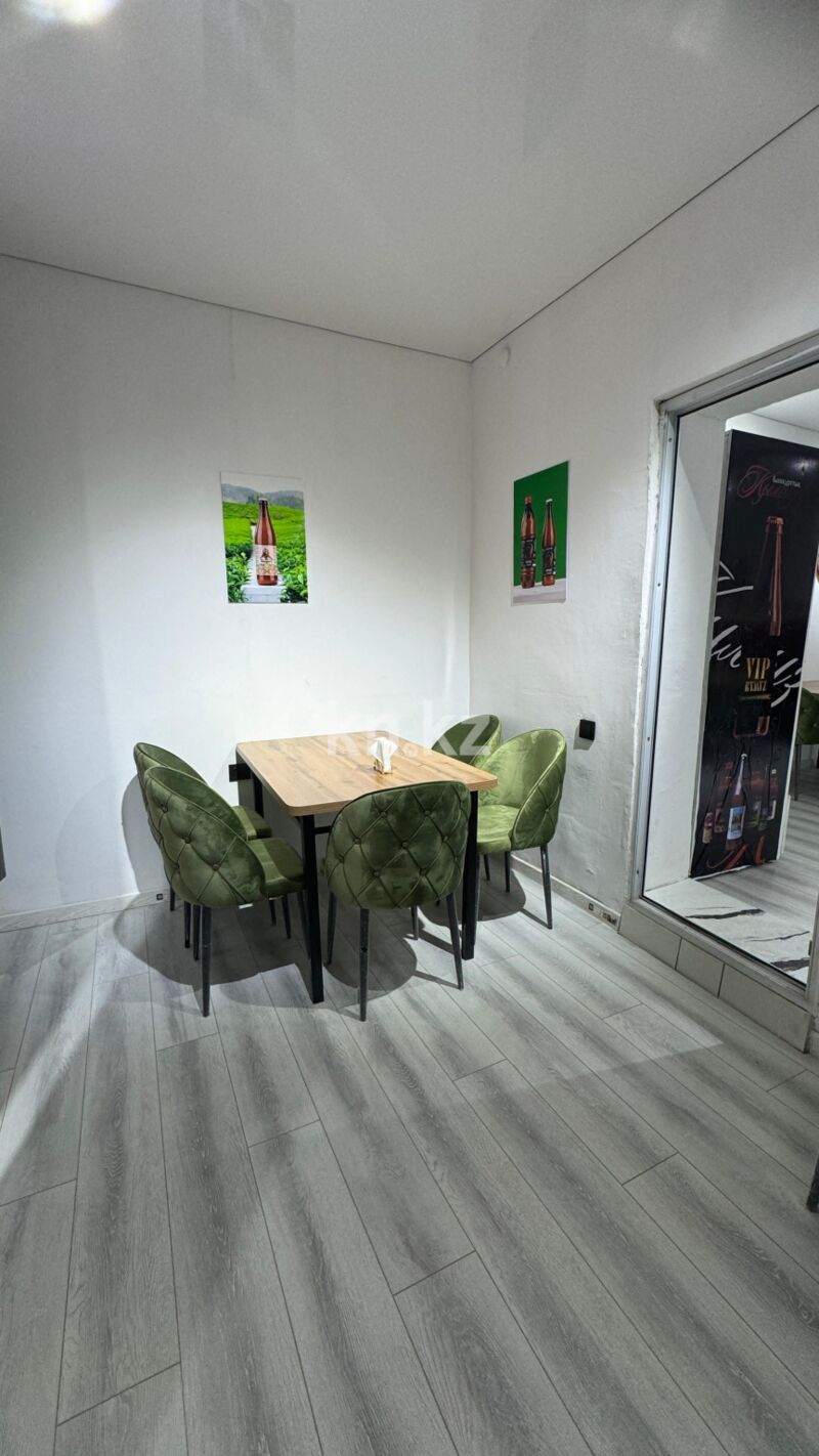 Продажа помещения, 210 м² - Продажа офисных и торговых помещений в Шымкенте фото 6 из 9