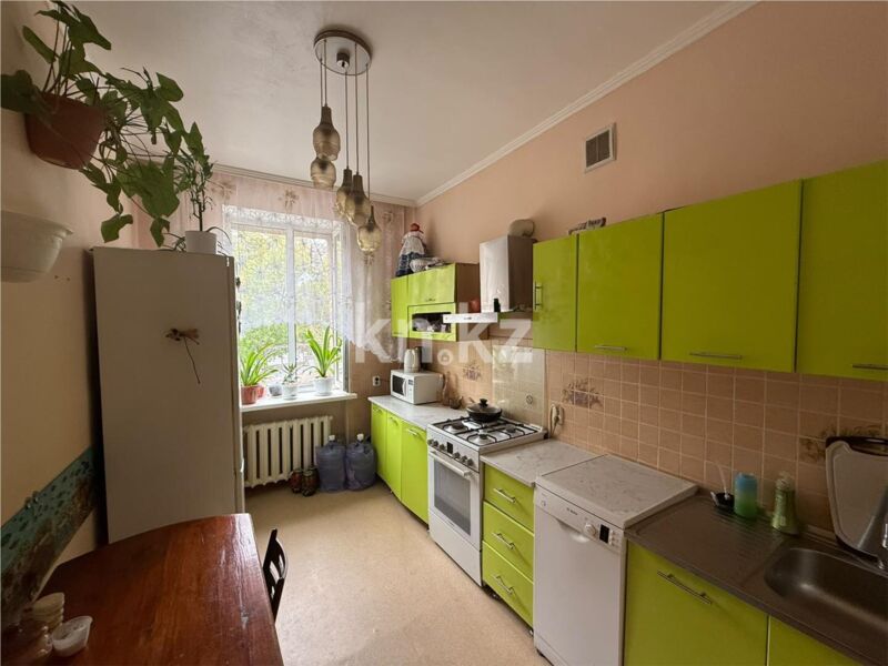 Продажа 3-комнатной квартиры, 68 м² - Продажа трехкомнатных квартир в кирпичном доме в Караганде фото 8 из 14