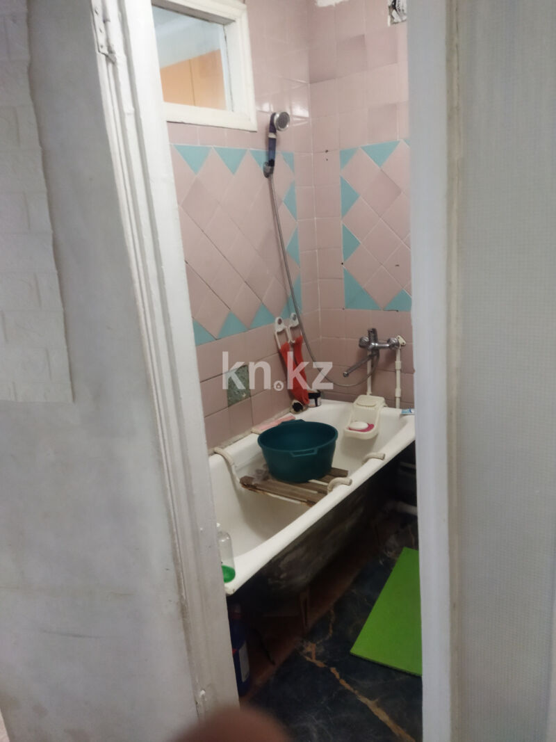 Продажа 4-комнатной квартиры, 60 м² - Продажа четырехкомнатных квартир в Караганде - страница 3 фото 3 из 7
