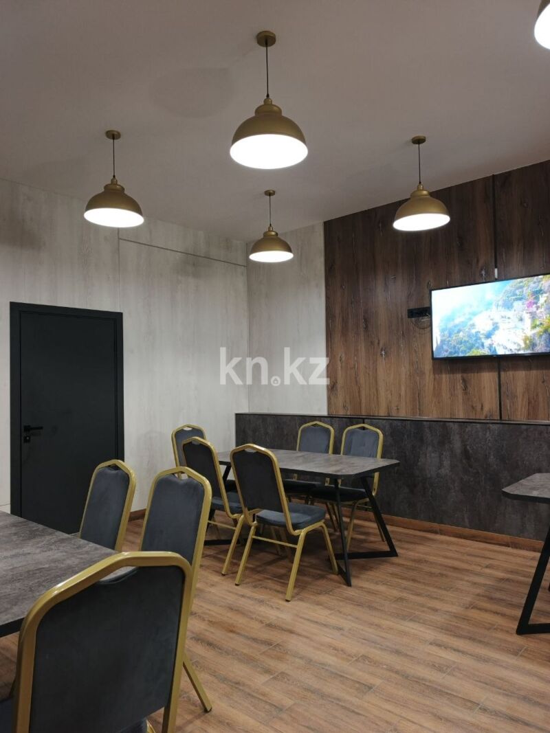 Продажа 7-комнатного дома, 470.3 м² - Продажа домов, коттеджей в Караганде - страница 6 фото 5 из 19