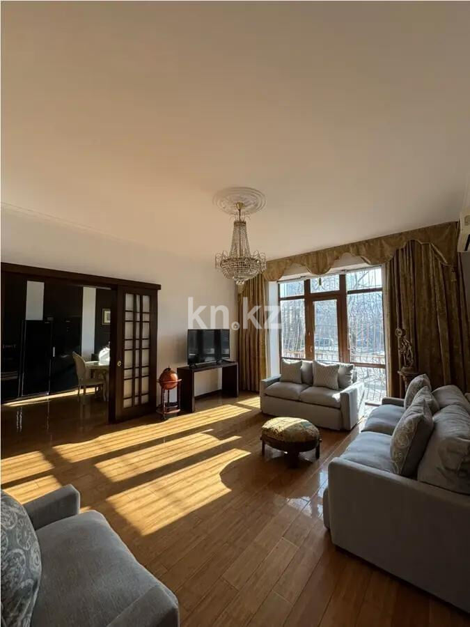Продажа 3-комнатной квартиры, 110 м² - Продажа трехкомнатных квартир в кирпичном доме в Алматы - страница 2 фото 1 из 7