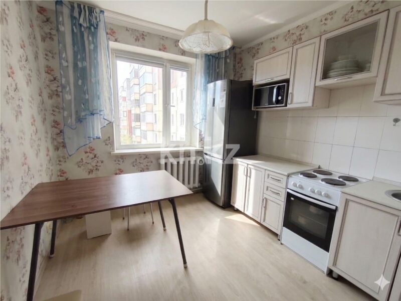 Продажа 1-комнатной квартиры, 42 м² - Продажа однокомнатных квартир в панельном доме в Караганде - страница 9 фото 3 из 7