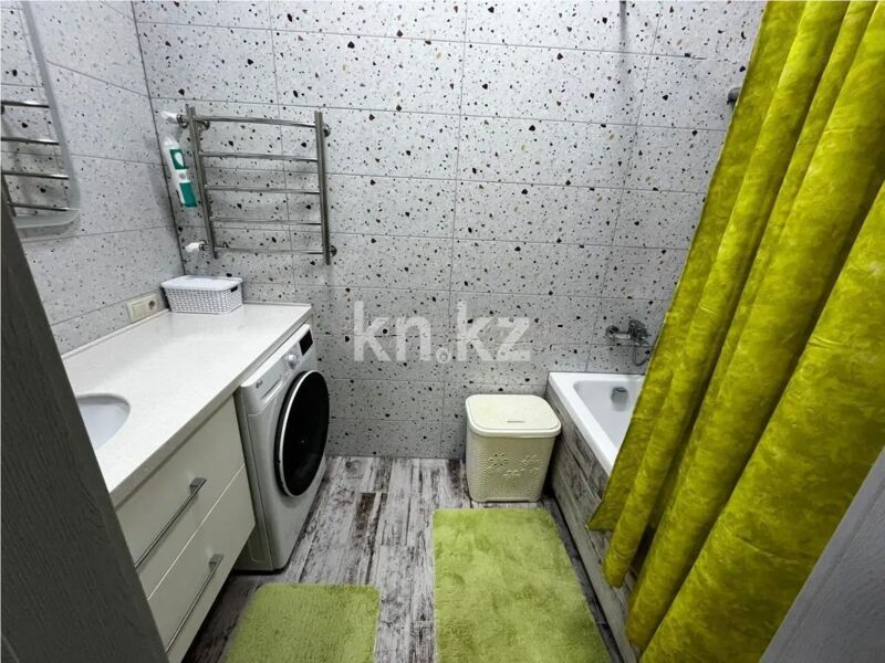 Продажа 3-комнатной квартиры, 81 м² - Продажа квартир от собственников в Караганде - страница 6 фото 5 из 9