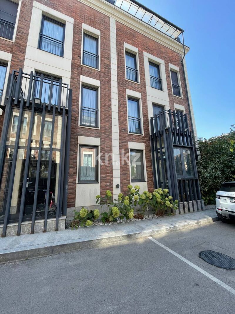 Продажа 9-комнатной квартиры, 375 м² - Продажа квартир в Казахстане - страница 972 фото 1 из 11
