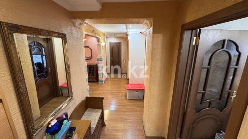 Продажа 4-комнатной квартиры, 97 м² - Продажа четырехкомнатных квартир в кирпичном доме в Караганде фото 20 из 28