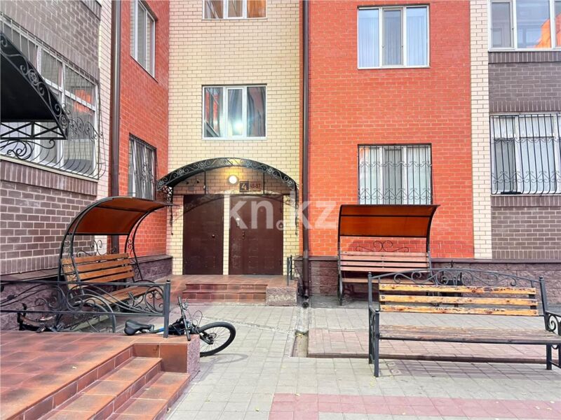 Продажа 3-комнатной квартиры, 83 м² - Продажа трехкомнатных квартир в кирпичном доме в Караганде - страница 5 фото 27 из 34