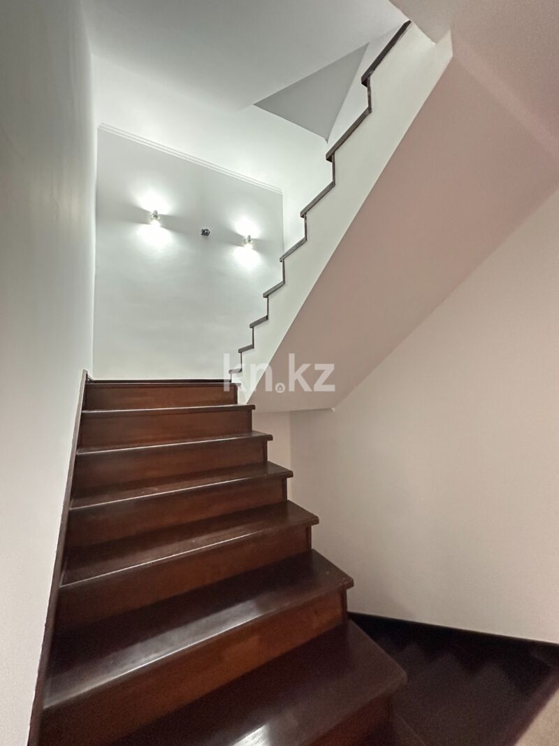Продажа 6-комнатного дома, 312.6 м² - Продажа домов, коттеджей в Караганде - страница 3 фото 24 из 39