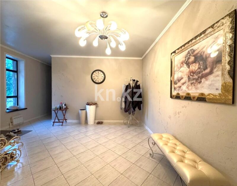 Продажа 4-комнатного дома, 367.4 м² - Продажа домов, коттеджей в Караганде - страница 4 фото 28 из 38