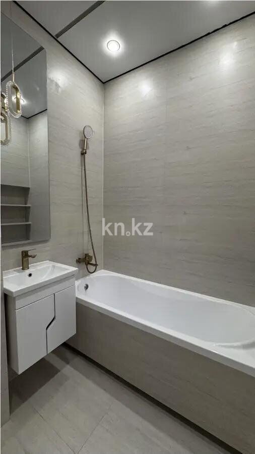 Продажа 2-комнатной квартиры, 40 м² - Продажа двухкомнатных квартир в Майкудуке Караганды - страница 11 фото 3 из 5