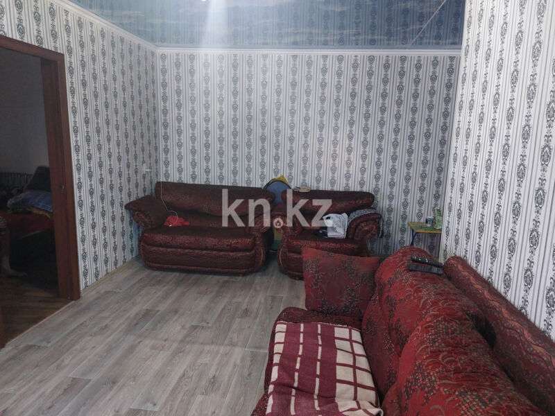 Продажа 4-комнатной квартиры, 61 м² - Продажа четырехкомнатных квартир в кирпичном доме в Караганде - страница 4 фото 4 из 24