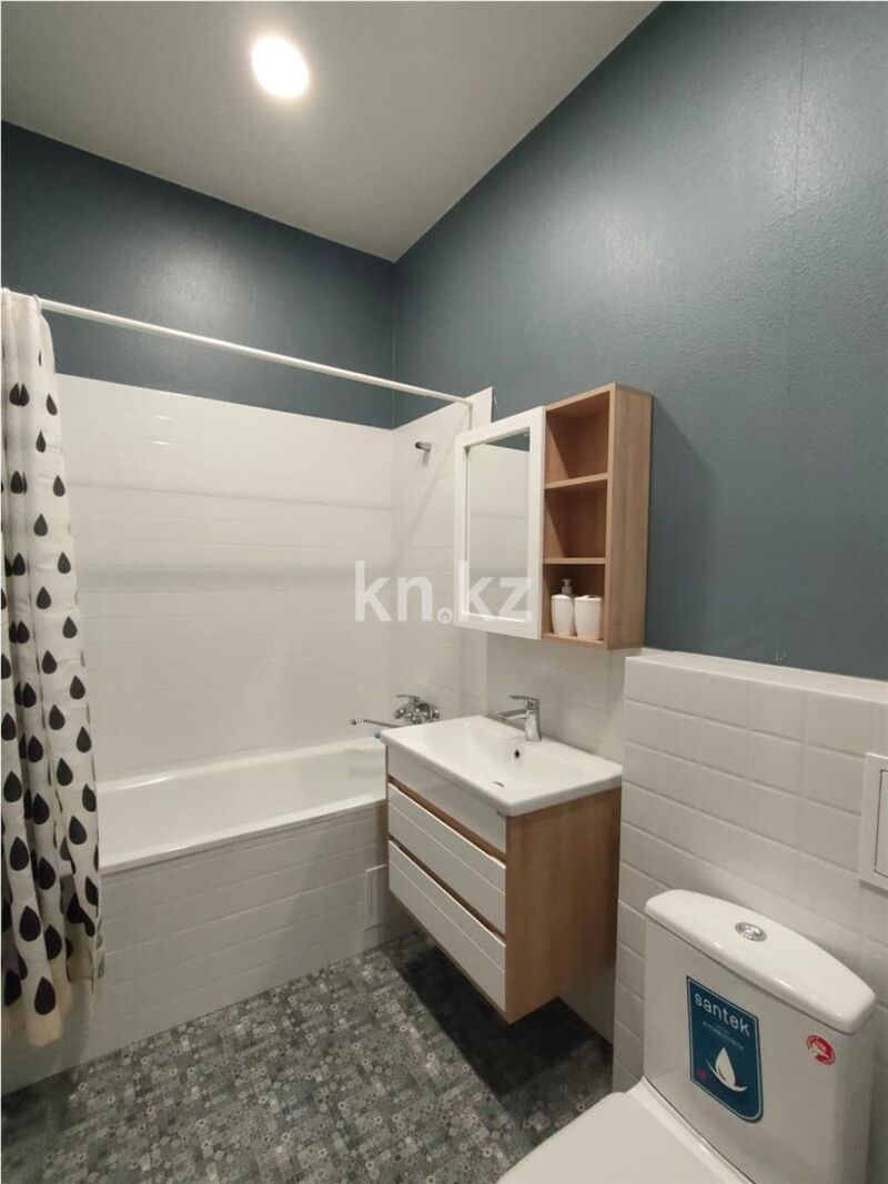 Продажа 1-комнатной квартиры, 41 м² - Продажа однокомнатных квартир на Юго-Востоке Караганды - страница 6 фото 11 из 17