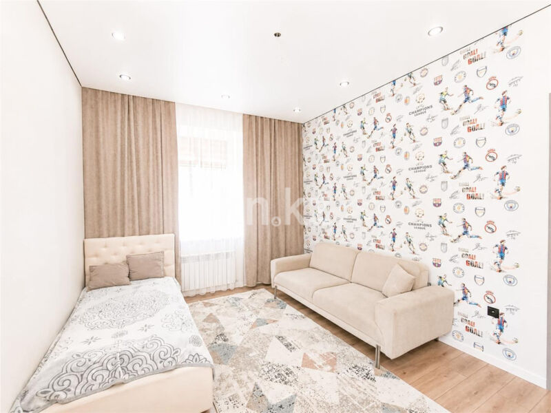 Продажа 4-комнатной квартиры, 118 м² - Продажа четырехкомнатных квартир в кирпичном доме в Караганде - страница 5 фото 8 из 24