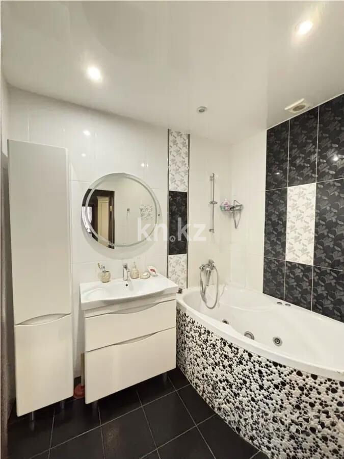 Продажа 4-комнатной квартиры, 120 м² - Продажа квартир в Казахстане - страница 12 фото 6 из 8