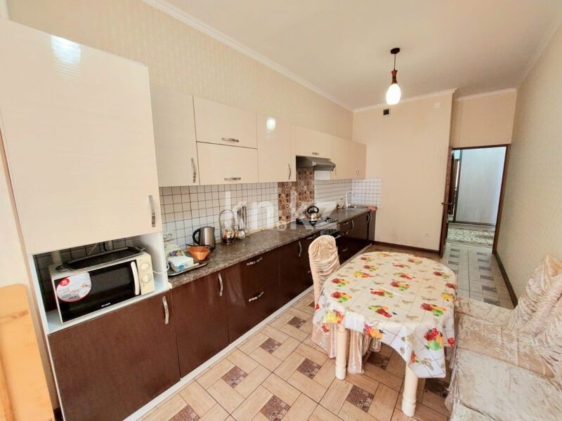 Продажа 3-комнатной квартиры, 145 м² - Продажа квартир в кирпичном доме в Шымкенте фото 7 из 27