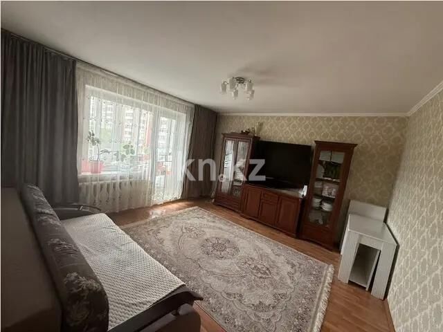 Продажа 3-комнатной квартиры, 65 м² - Продажа трехкомнатных квартир на Юго-Востоке Караганды - страница 17 фото 1 из 7