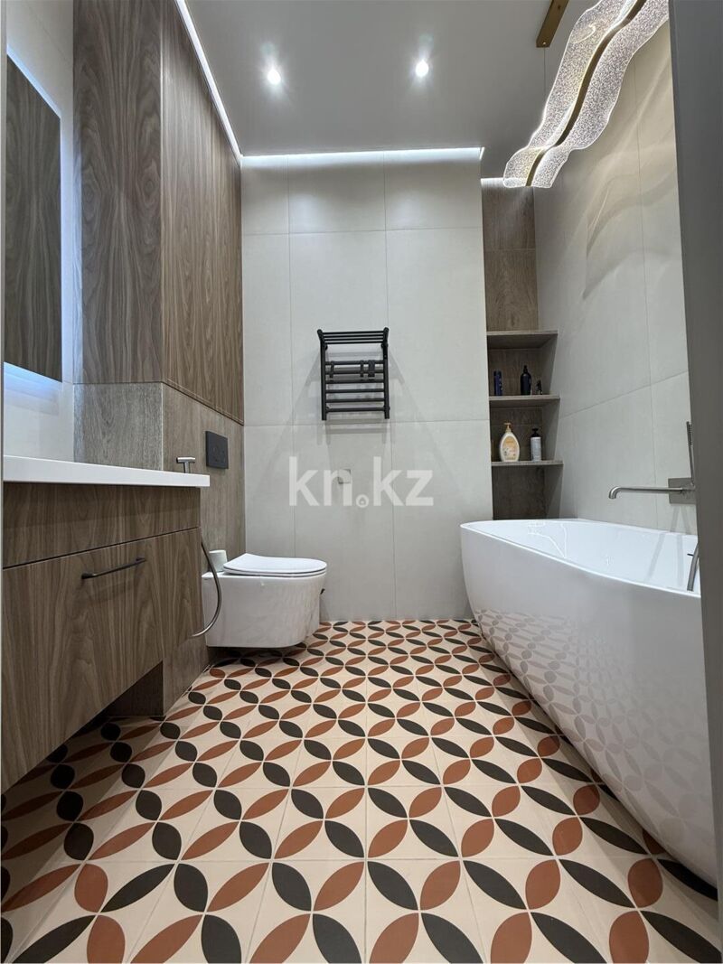 Продажа 4-комнатной квартиры, 130 м² - Продажа квартир в новостройках Караганды фото 18 из 29