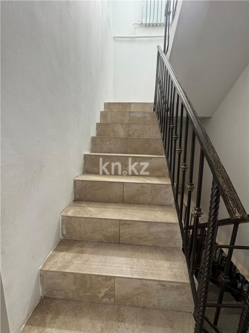 Продажа 5-комнатного дома, 203.3 м² - Продажа домов, коттеджей в Городе Караганды - страница 2 фото 17 из 21
