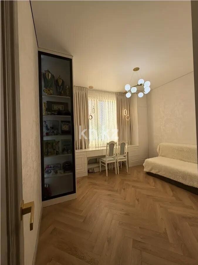 Продажа 3-комнатной квартиры, 83 м² - Продажа квартир от собственников в Караганде фото 1 из 4