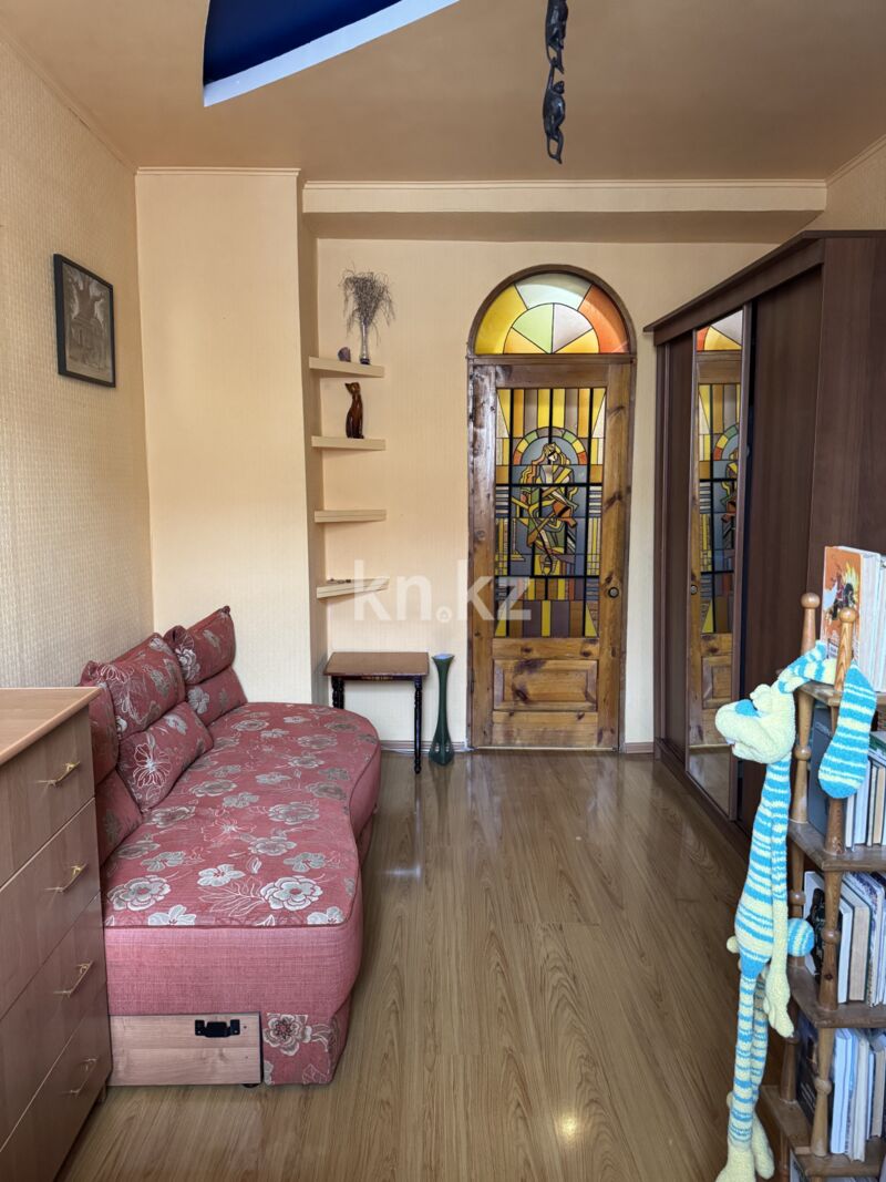 Продажа 3-комнатной квартиры, 65.8 м² - Продажа трехкомнатных квартир в кирпичном доме в Караганде фото 3 из 5