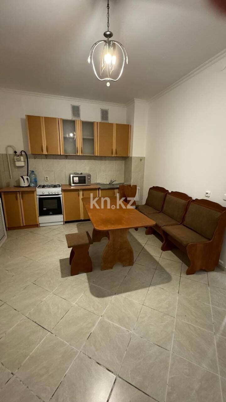 Аренда 3-комнатной квартиры, 75 м² - Аренда квартир помесячно в Казахстане фото 1 из 10
