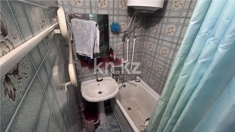 Продажа 3-комнатной квартиры, 48 м² - Продажа трехкомнатных квартир в Майкудуке Караганды - страница 8 фото 4 из 7