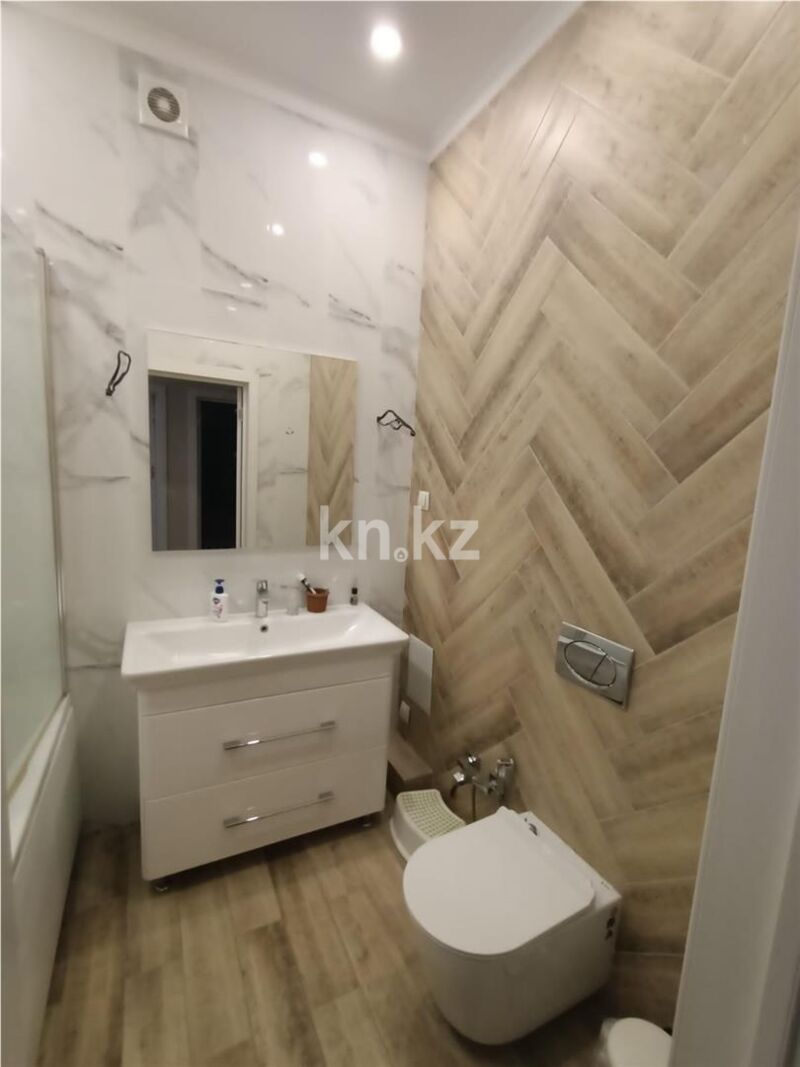 Продажа 4-комнатной квартиры, 90.6 м² - Продажа четырехкомнатных квартир в кирпичном доме в Казахстане - страница 11 фото 20 из 44