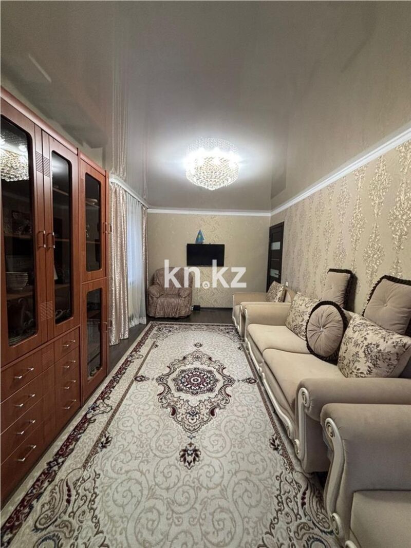 Продажа 3-комнатной квартиры, 62 м² - Продажа трехкомнатных квартир в Майкудуке Караганды - страница 7 фото 1 из 7