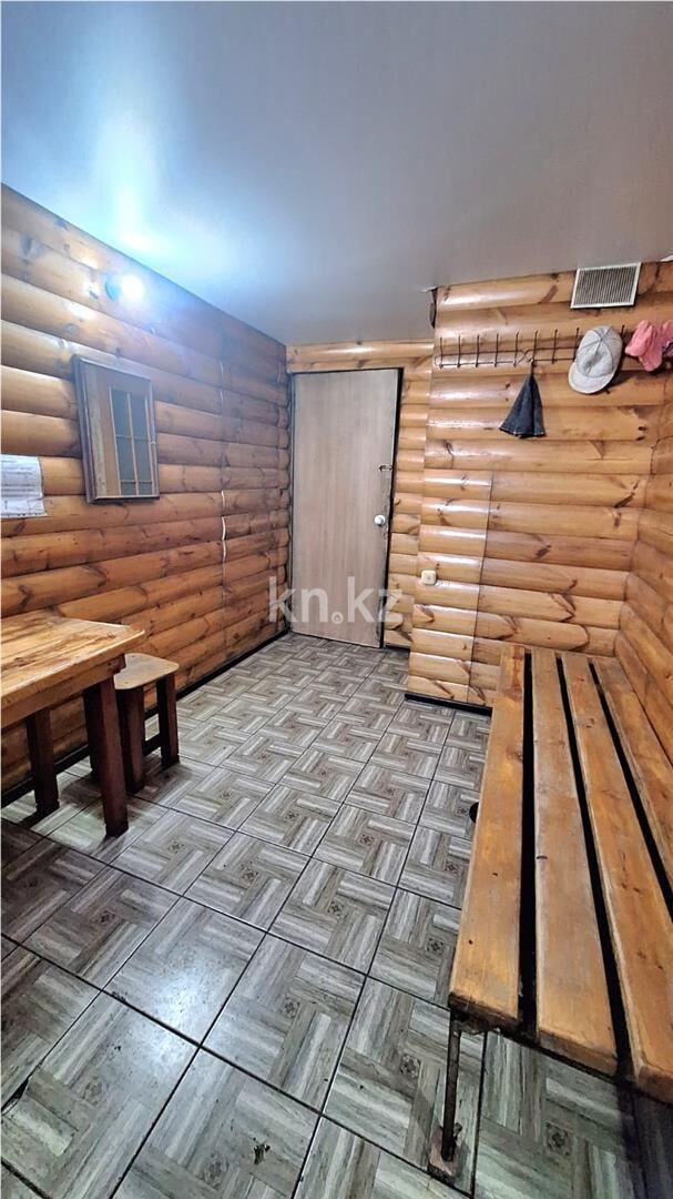 Продажа 4-комнатного дома, 100 м² - Продажа домов, коттеджей в Караганде - страница 5 фото 15 из 22